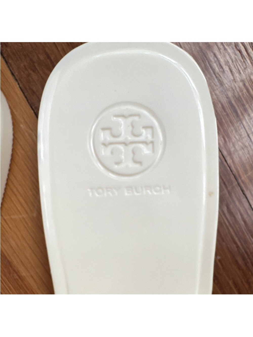 Tory Burch Cream Jelly Logo Thong Sandals - Picture 3 of 4